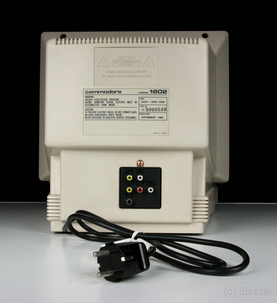 Commodore 1802 In Box 18.JPG